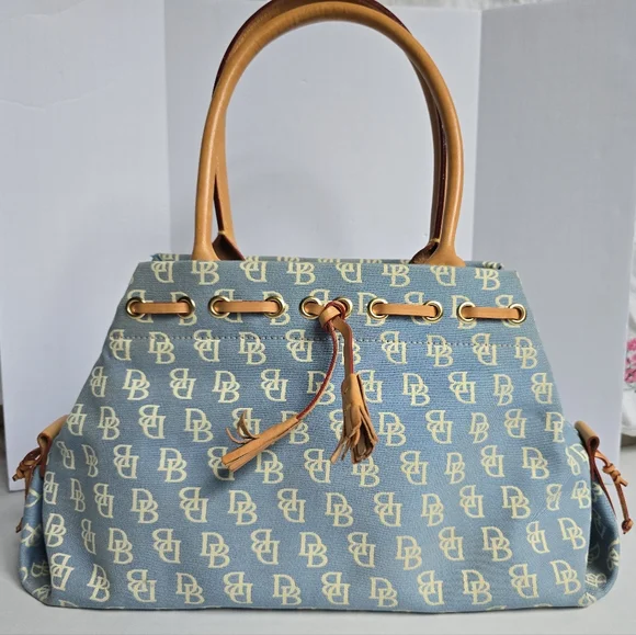Clean! Dooney & Bourke Sky Blue Canvas Signature Shoulder Bag - Picture 1 of 11